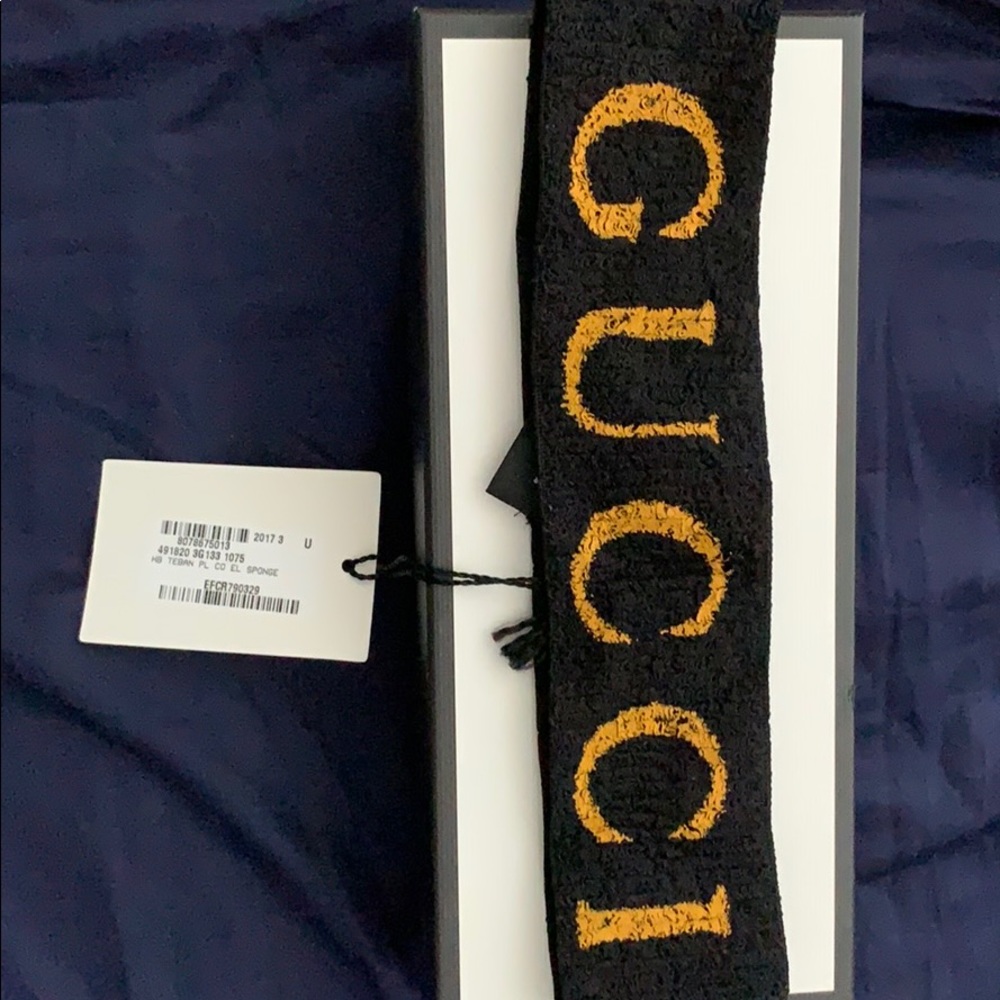 Gucci headband